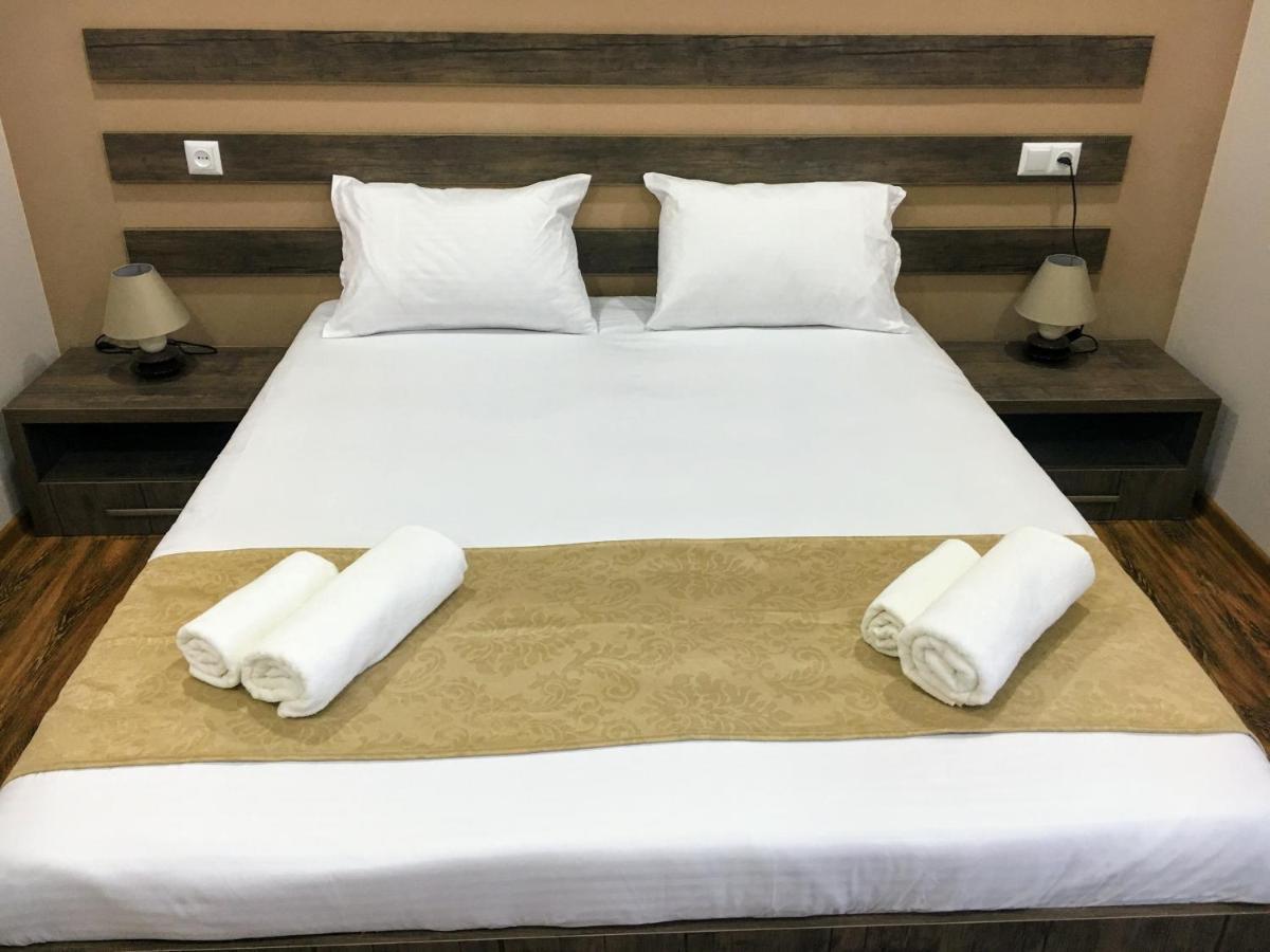 Standard King Size Room – Room Only