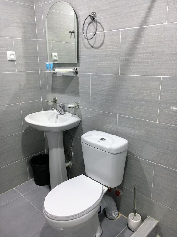 Standard King Size Room – Room Only