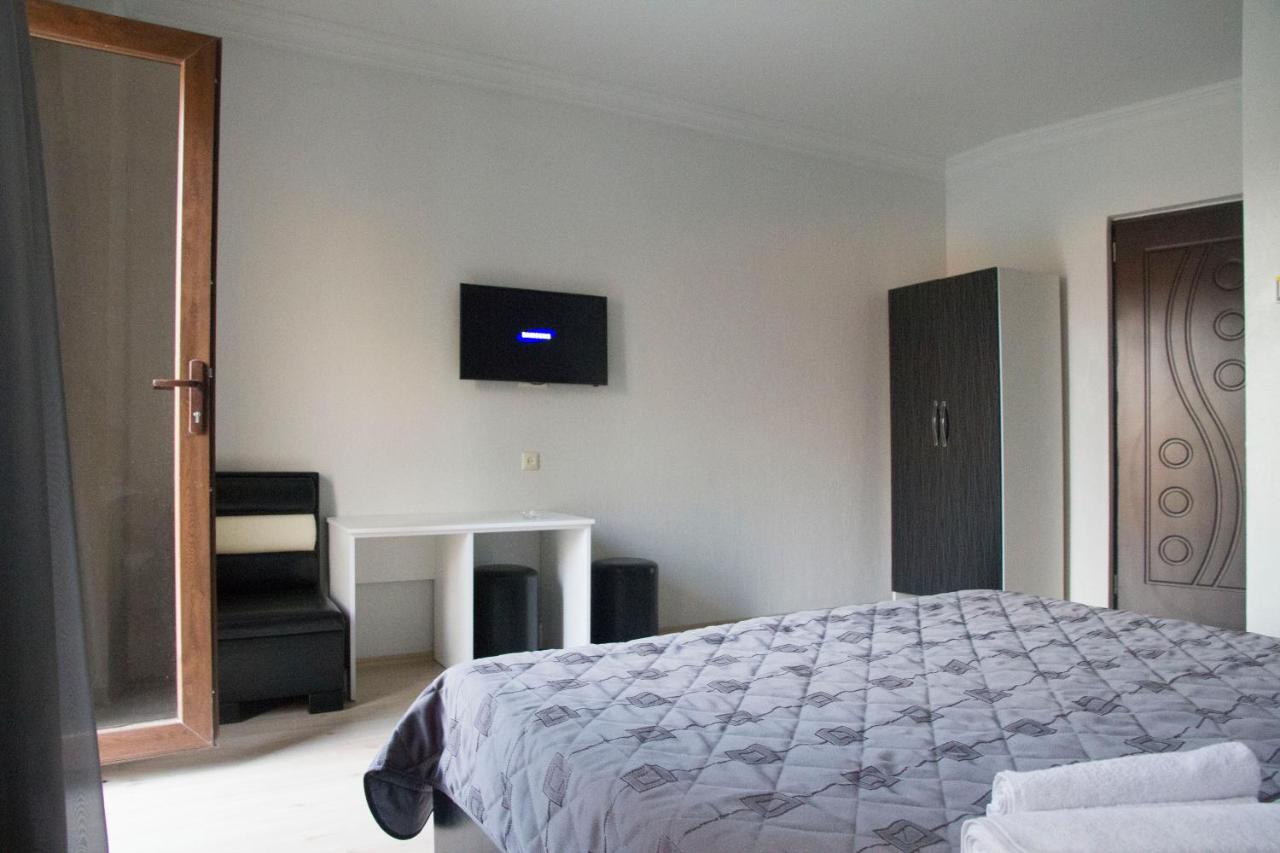 Standard King Size Room – Included Breakfast
