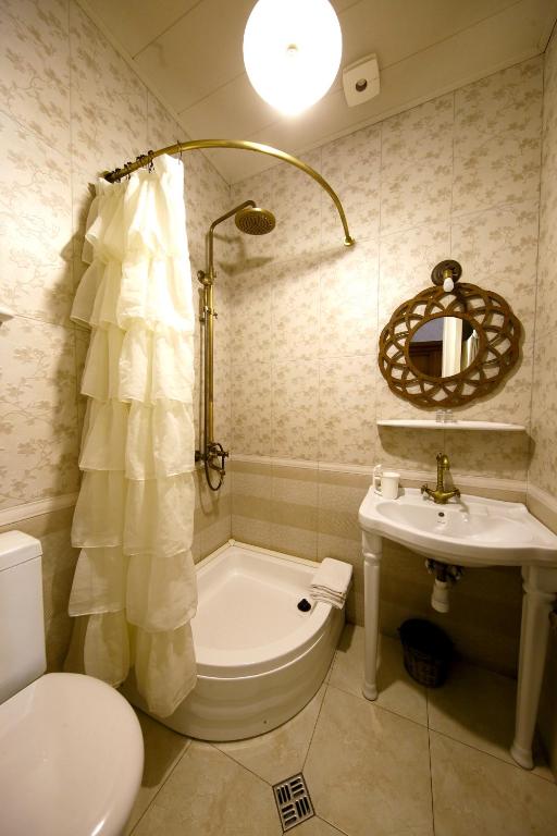 Standard King/ Twin Room – Included Breakfast