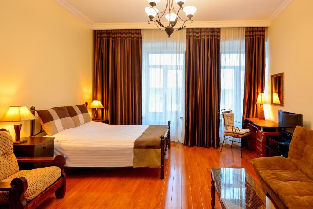 Standard King Size Room – Included Breakfast