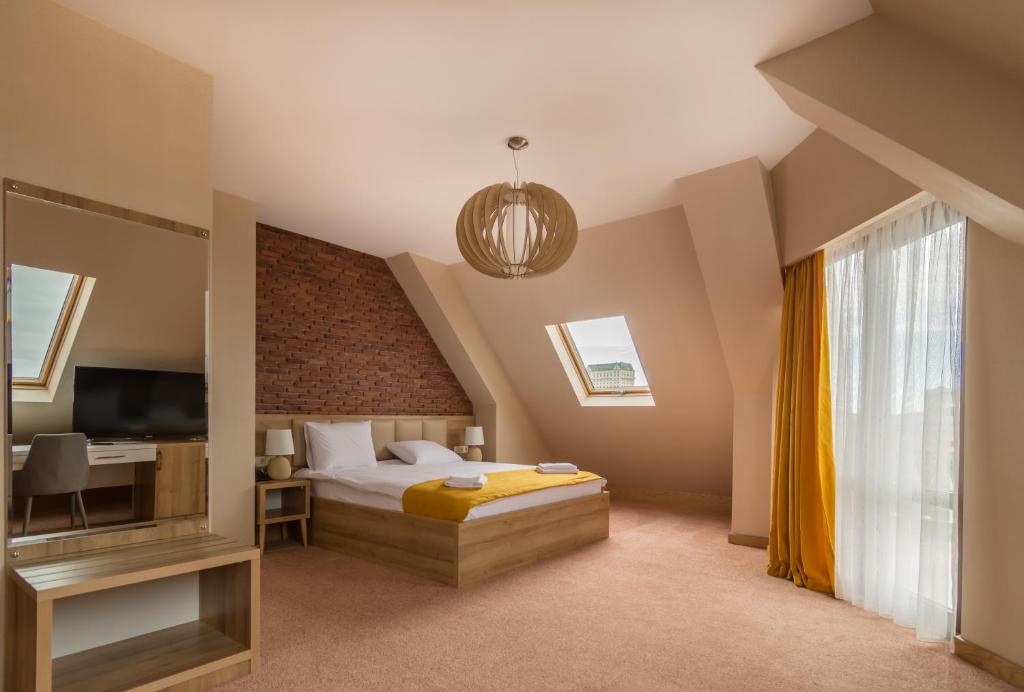 Luxe King Size Room With City View – Included Breakfast