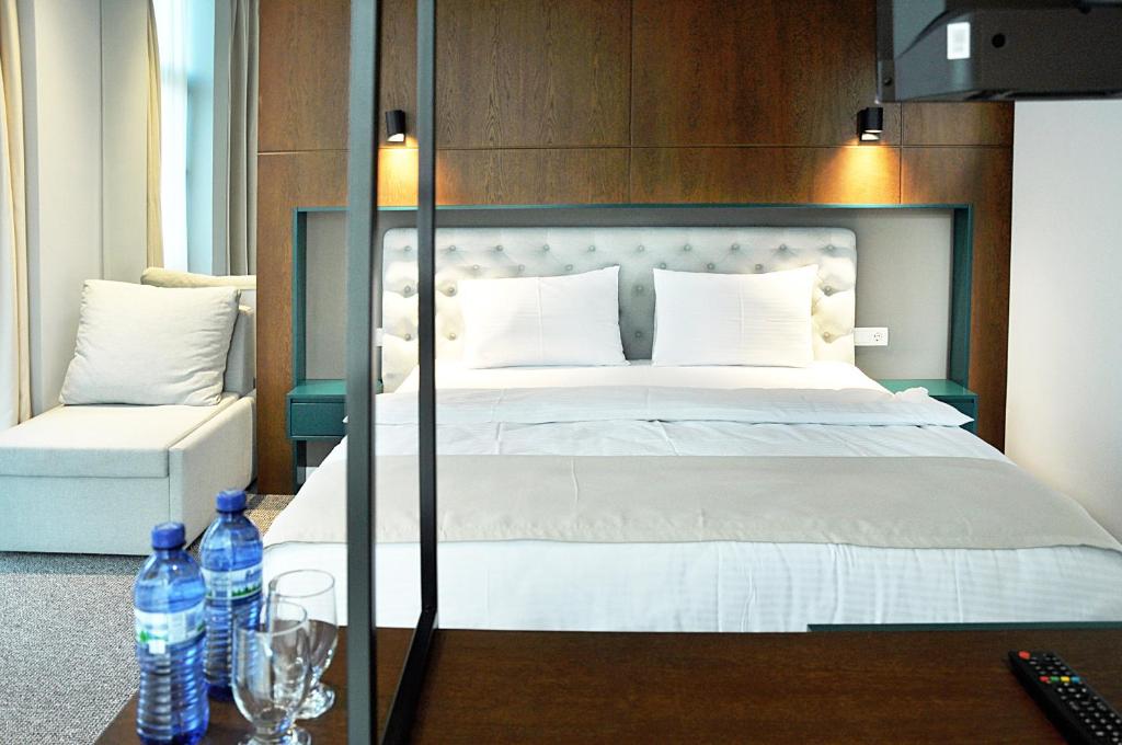 Standard King Size Room or Twin – included Breakfast