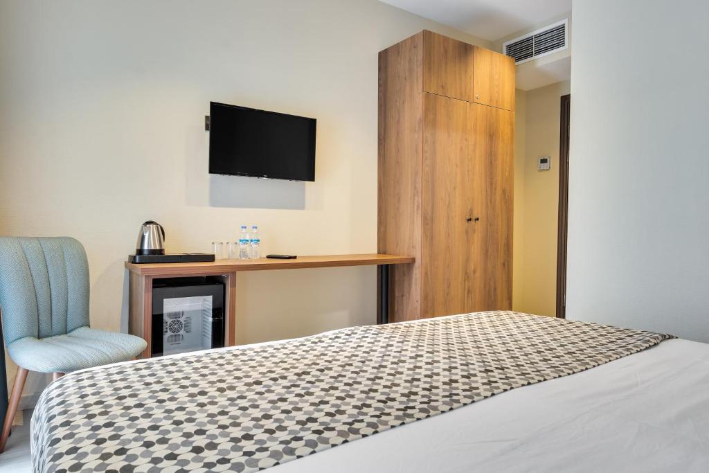 Budget King Size Room – Included Breakfast