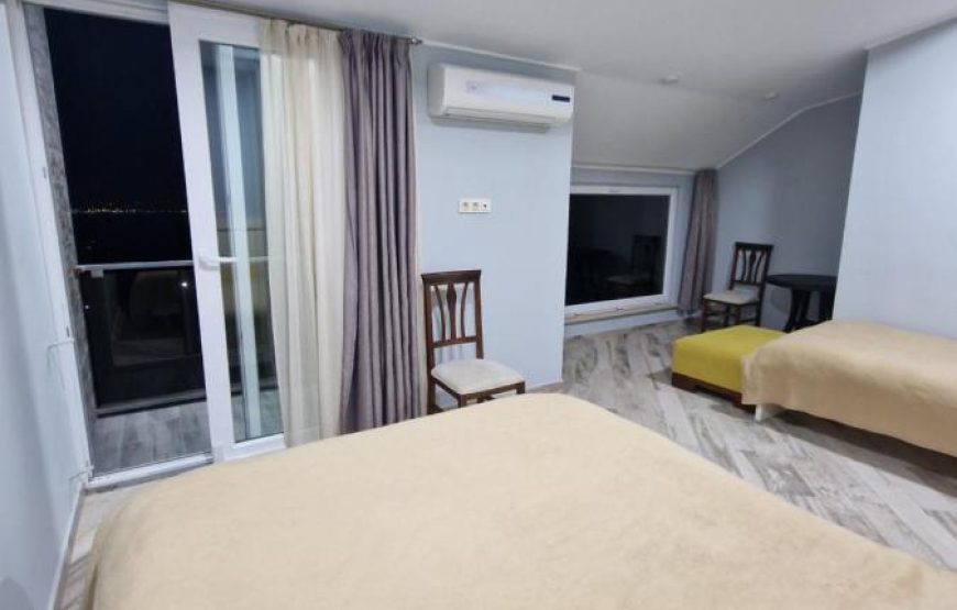 Family Room Sea View For 3 Persons – Included Breakfast