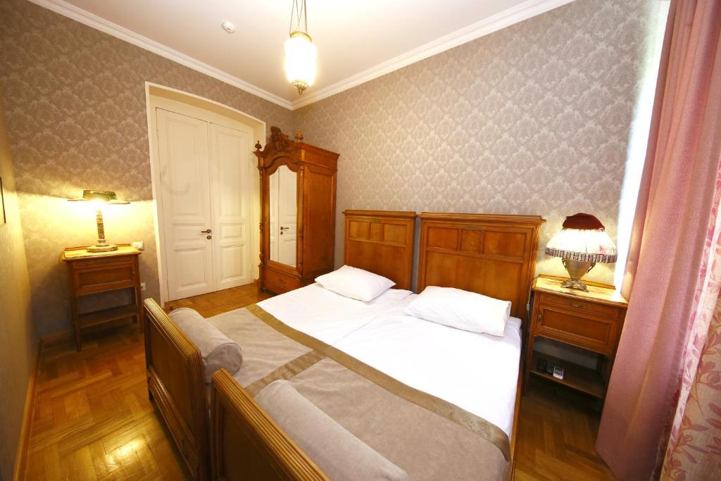 Standard King/ Twin Room – Included Breakfast