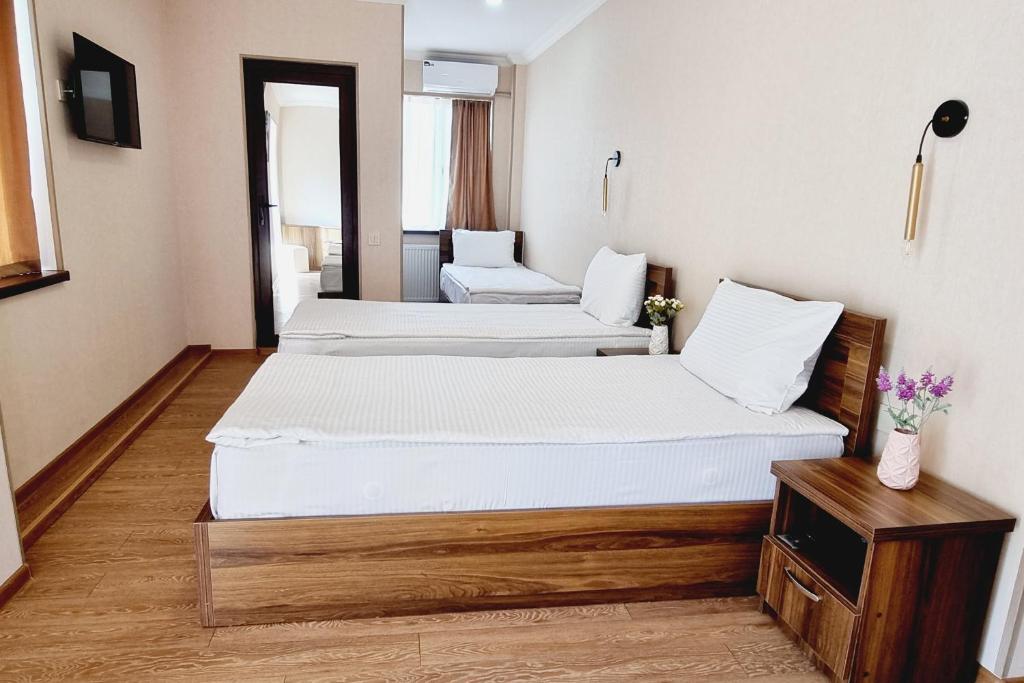 Standard Triple Room – Room Only