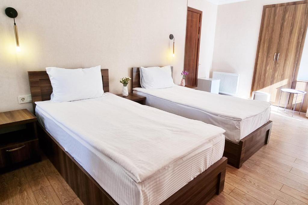 Standard Triple Room – Room Only