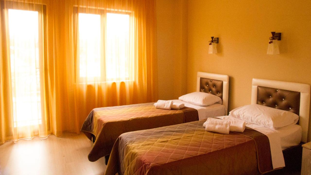 Standard King Size or Twin Room – Included Breakfast
