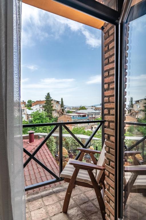 Standard King/Twin Room – Included Breakfast