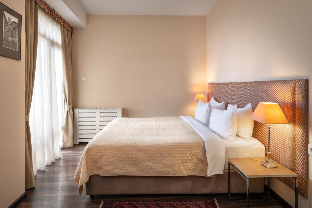 Standard King/Twin Room – Included Breakfast