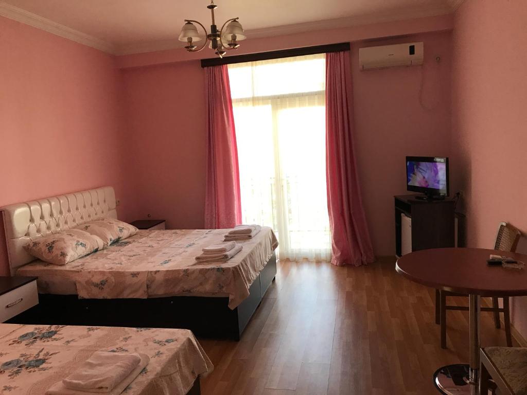 Standard Triple Room – Room Only
