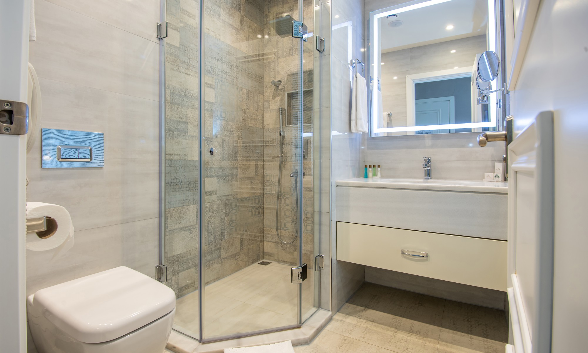 Classic King Size Room – Included Breakfast