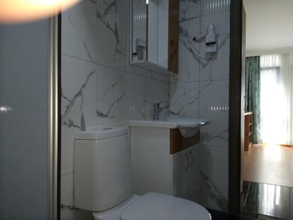 Standard Twin Room – Included Breakfast