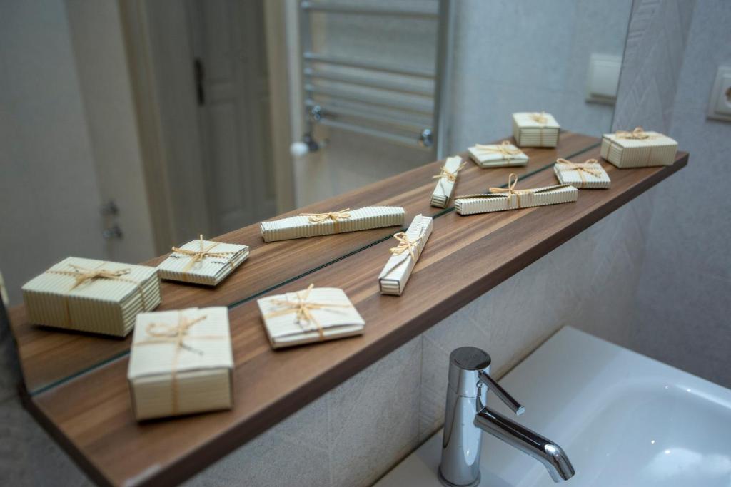 Standard Twin Room – Included Breakfast