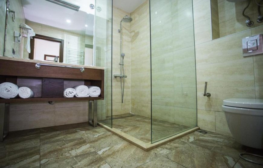 Suite Room With Sea View For 4 Persons – Included Breakfast