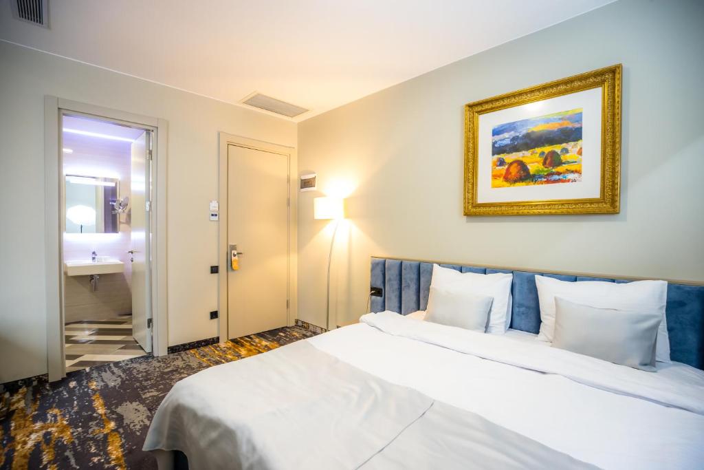 Junior Suite King Size Room – Included Breakfast