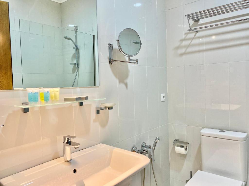 Standard King Size Room – Included Breakfast