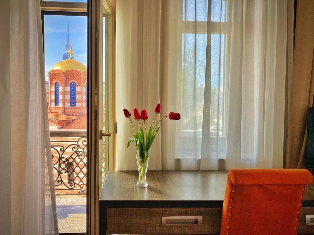 Standard King Size Room – Included Breakfast