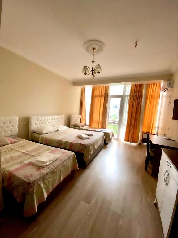 Standard Quadruple Room – Room Only