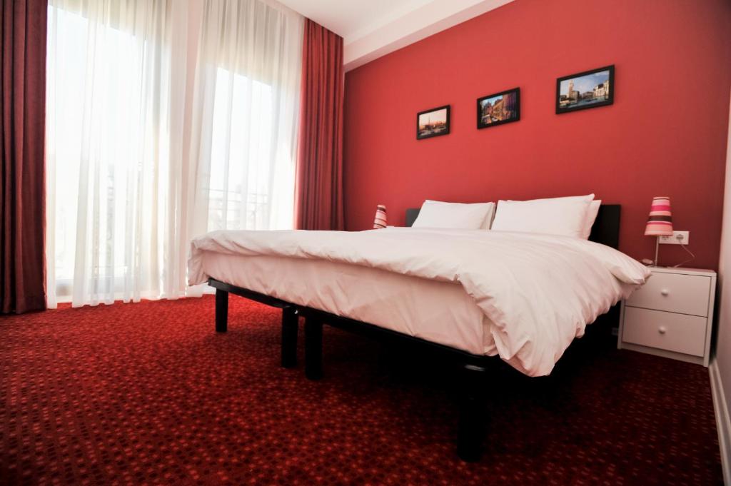 Comfort King Size Room – Included Breakfast