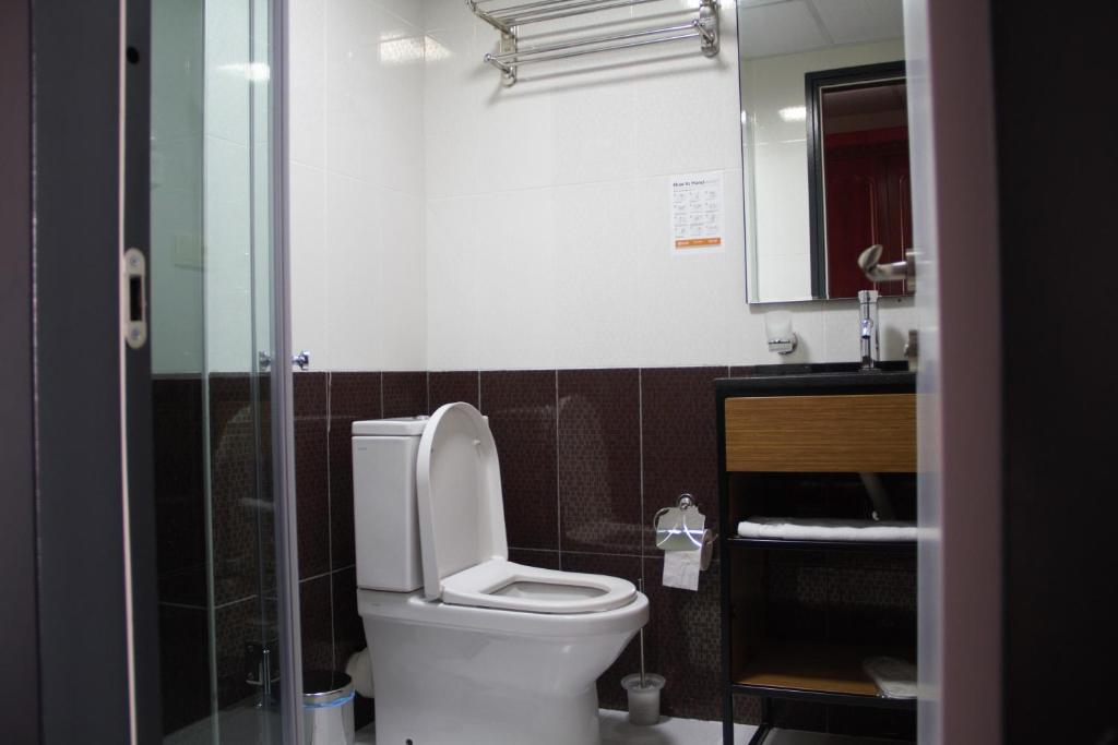 Standard Twin Room With Balcony – Included Breakfast