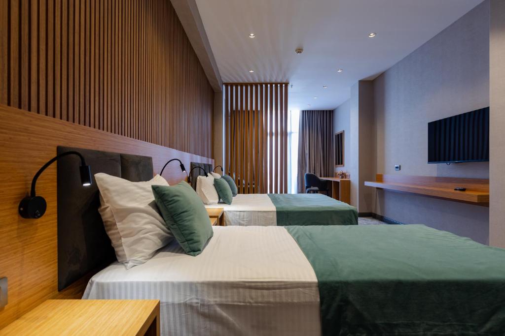 Family Room With Back View For 3 Persons – Included Breakfast