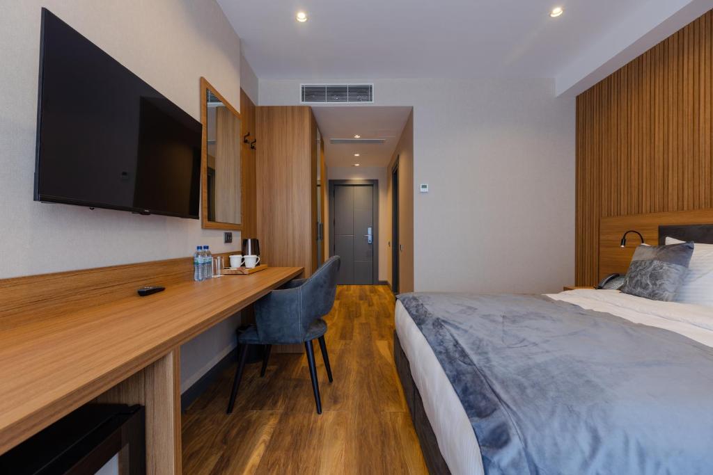 Standard King Size Room Back View – Included Breakfast