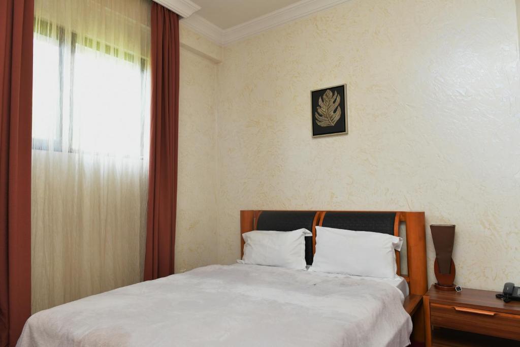 Suite Double With Balcony – Included Breakfast