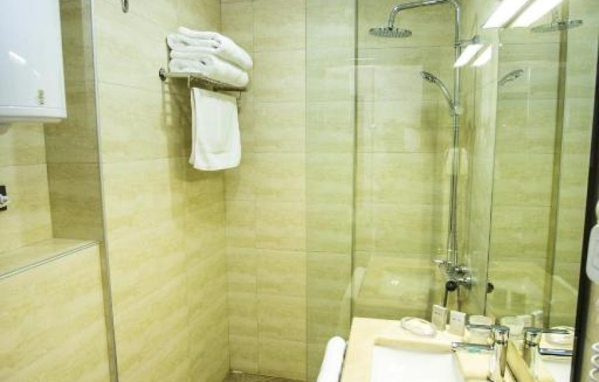Suite Room With Sea View For 4 Persons – Included Breakfast