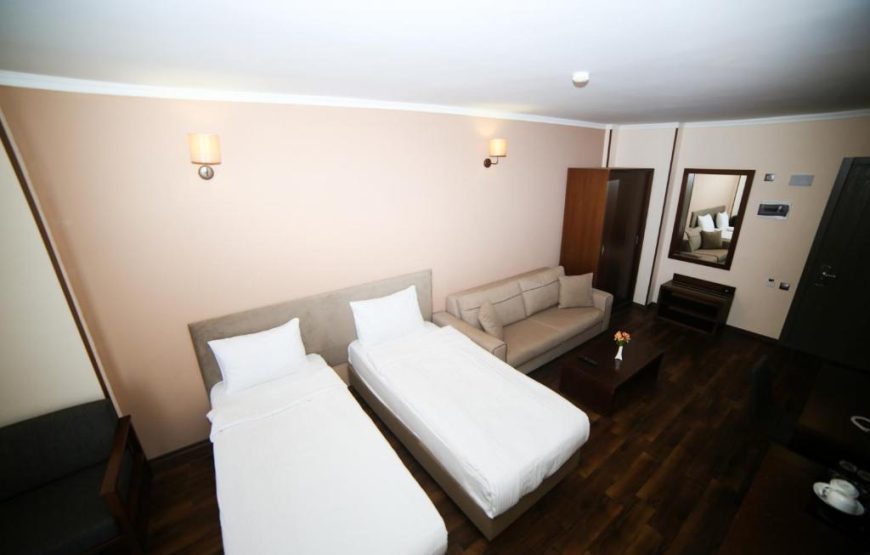 Suite Room With Sea View For 4 Persons – Included Breakfast