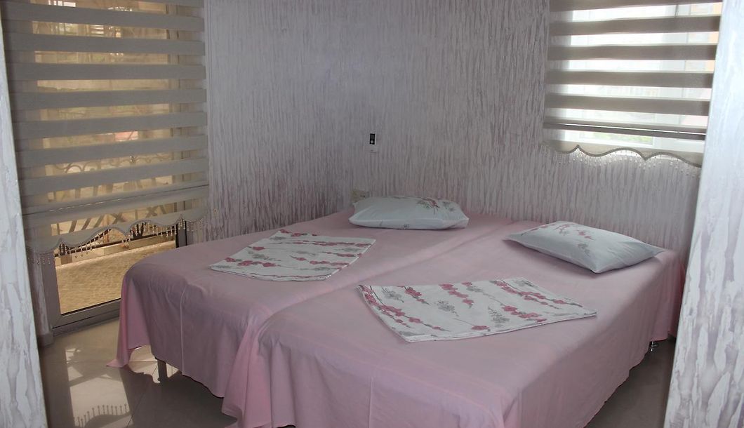 Standard King Size Room – Included Breakfast