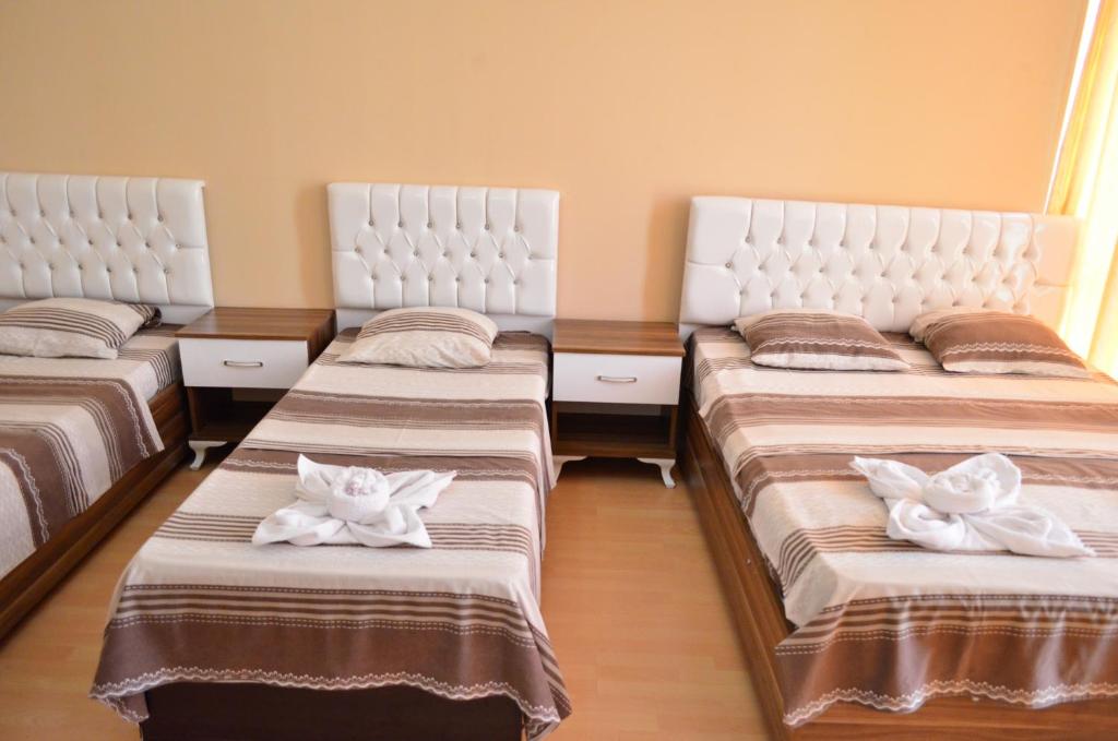 Standard Quadruple Room – Room Only