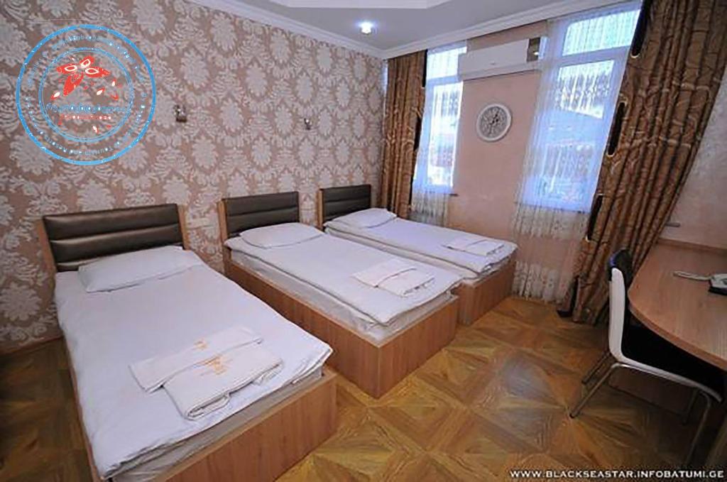 Standard Triple Room – Room Only