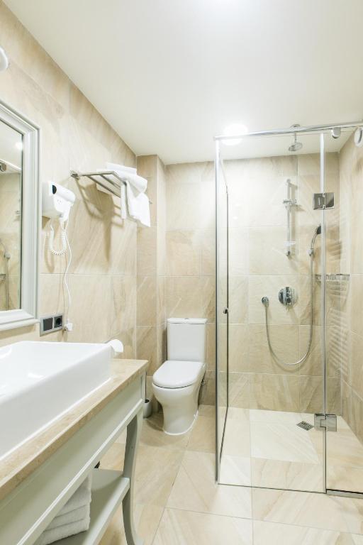 Executive Family Suite For Four Person – Included Full Board With Treatment