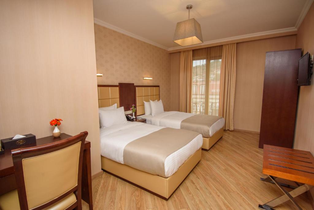 Standard Twin Room – Included Breakfast