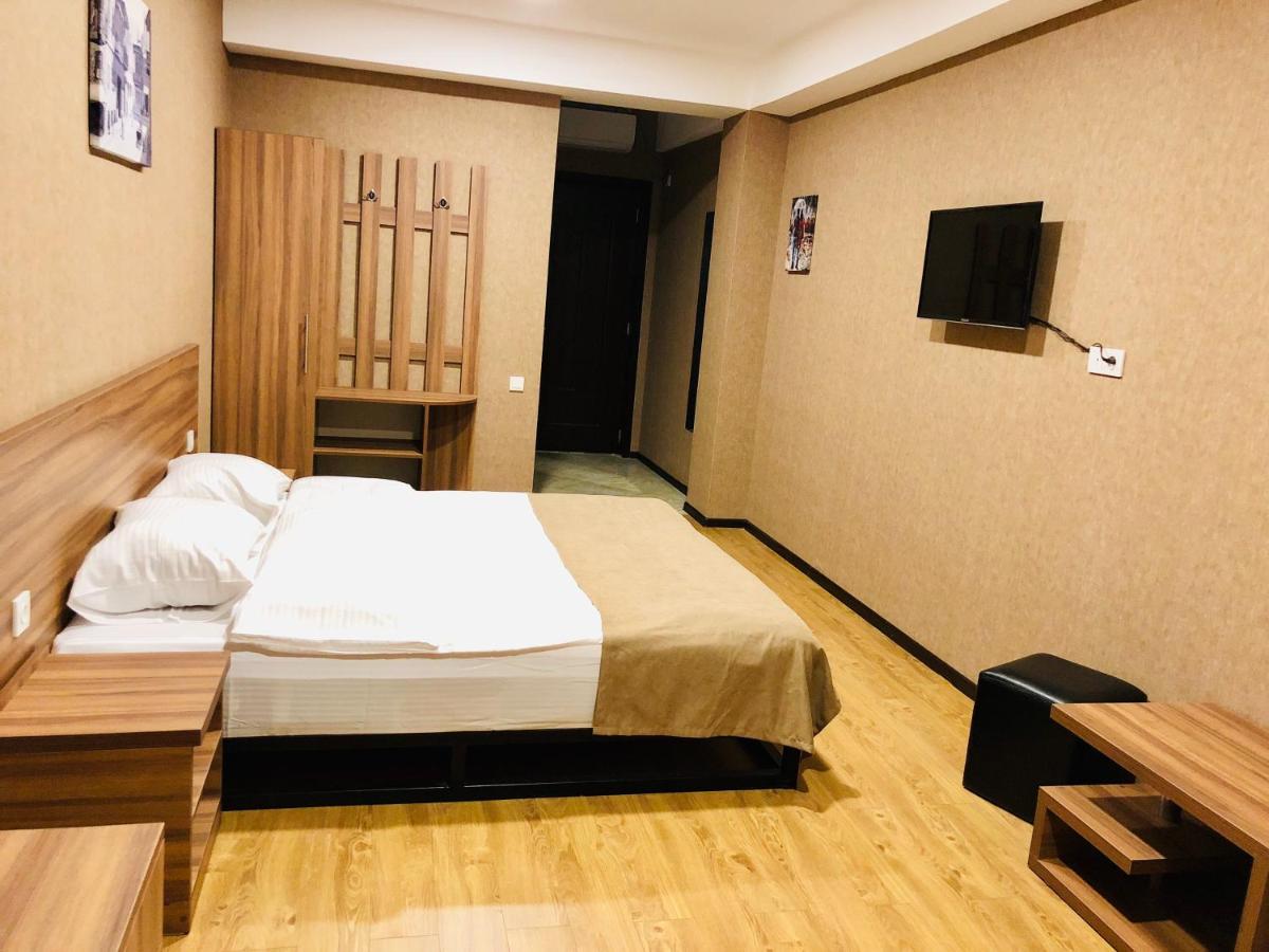 Standard King Size Room – Included Breakfast