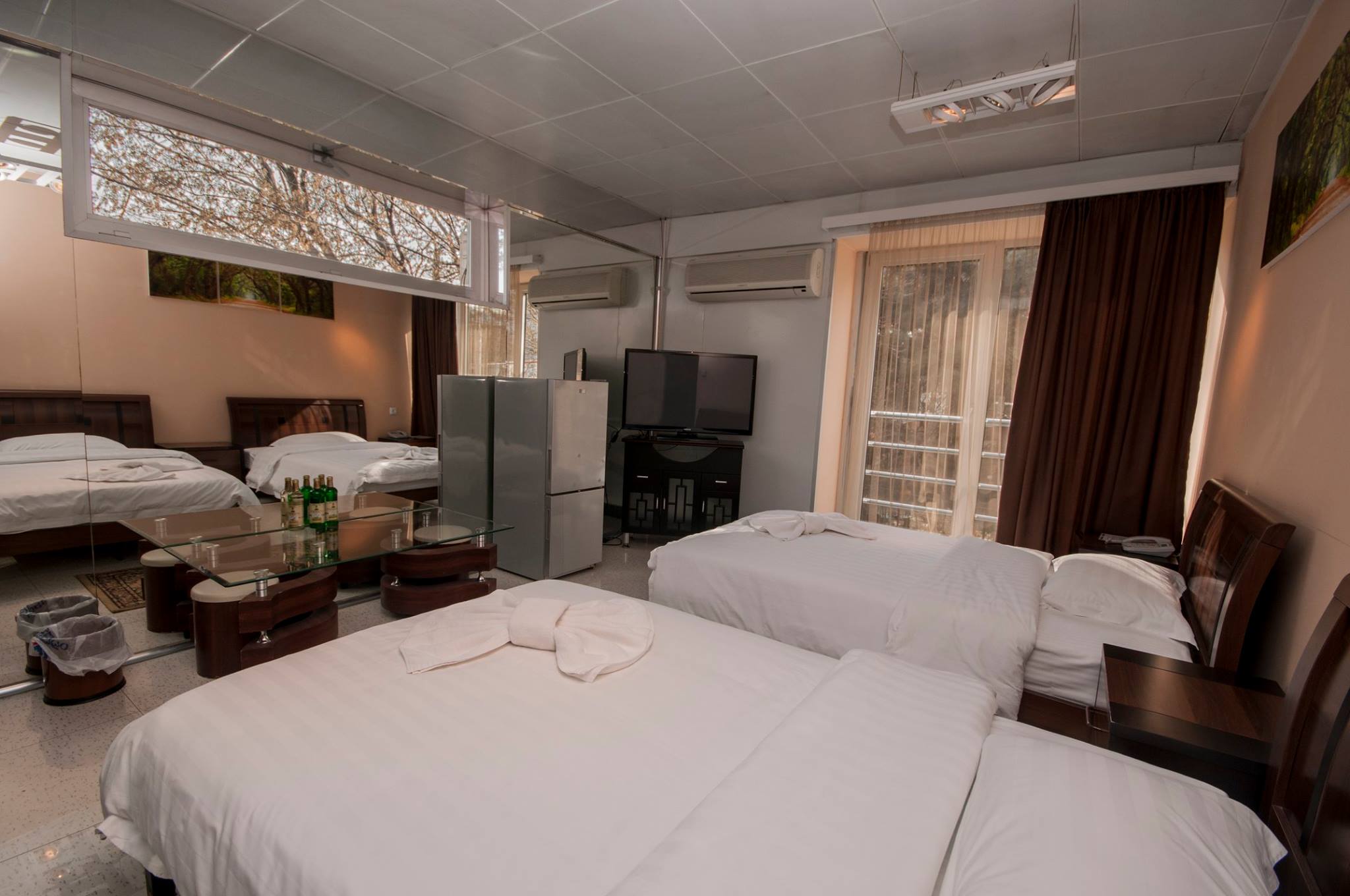 Deluxe Twin Room – Included Breakfast