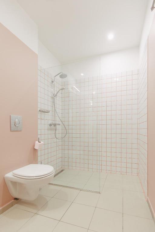 Comfort King Size Room – Included Breakfast