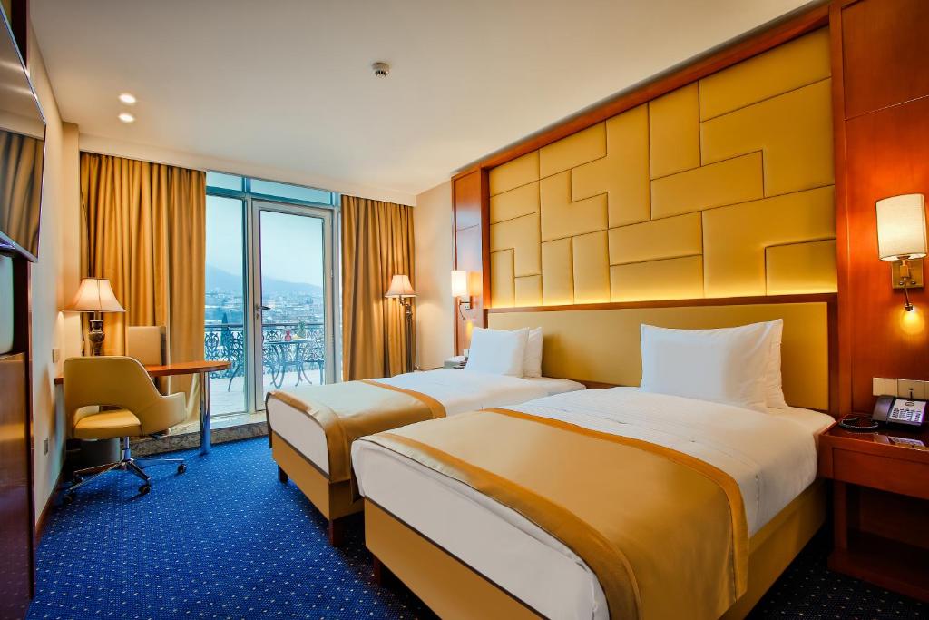 Superior Twin Room With Terrace – Included Breakfast