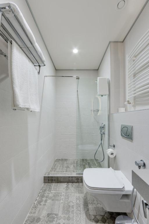 Superior King Size Room – Included Breakfast
