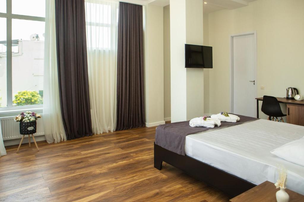 King Size Room With Terrace – Included Breakfast