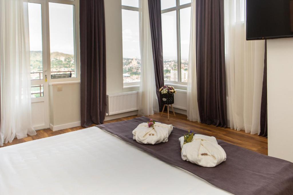 King Size Room With Terrace – Included Breakfast