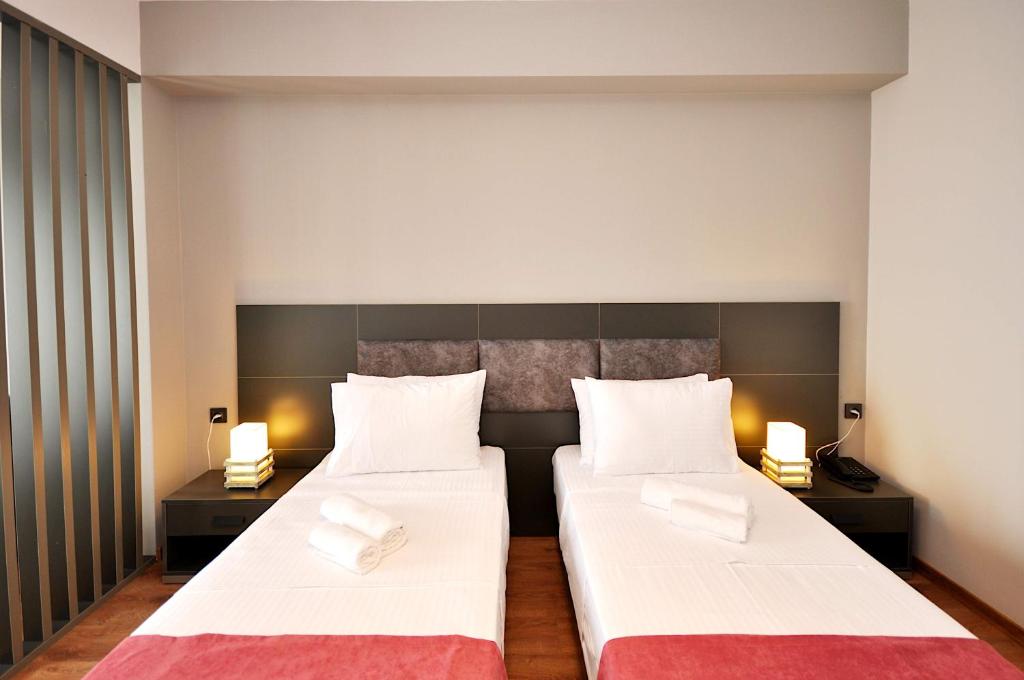 Delux Twin Room – Included Breakfast