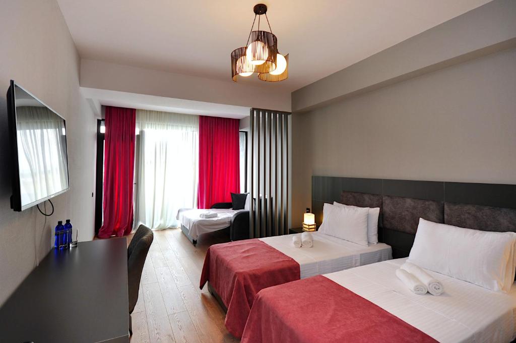 Delux Twin Room – Included Breakfast
