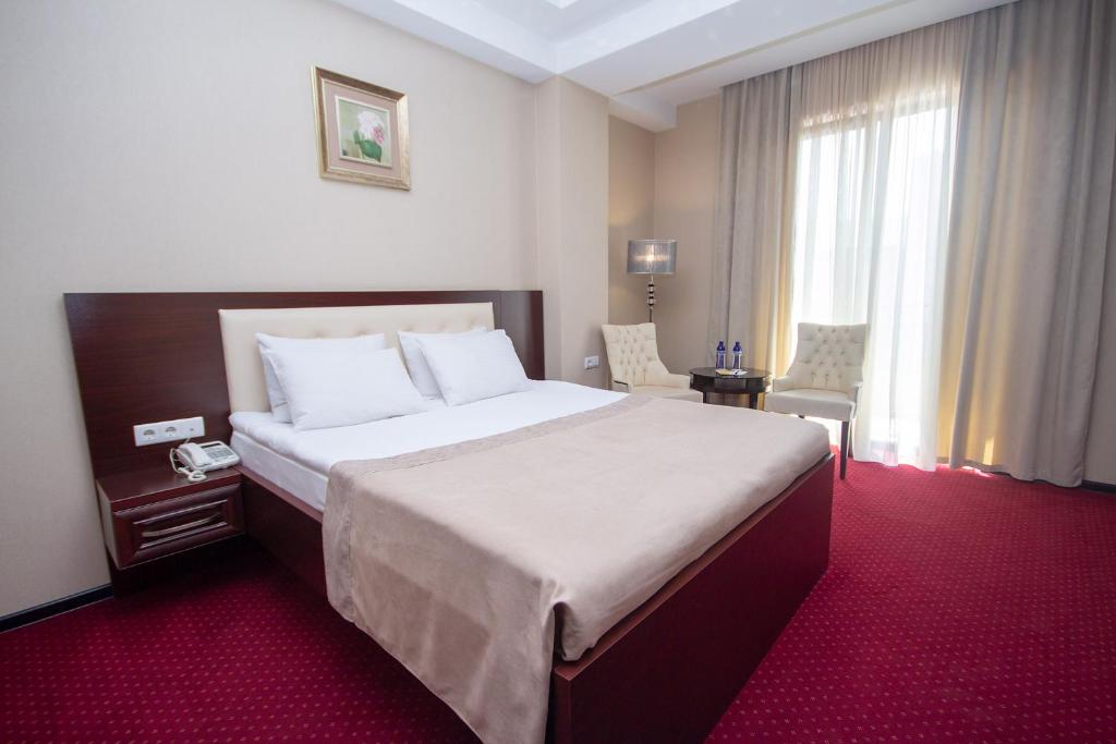 Standard King Size Room – Included Breakfast