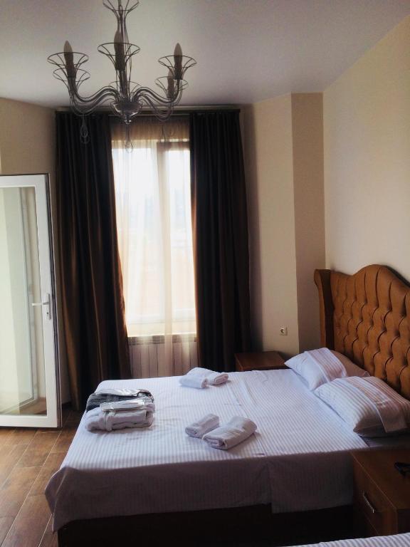 Family Triple Room – Included Breakfast