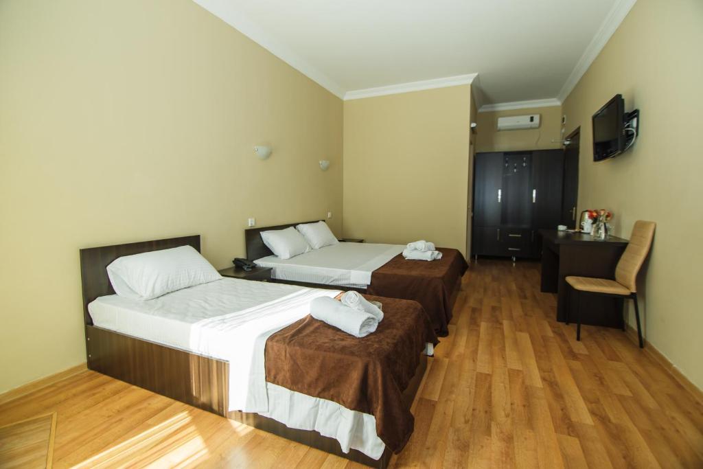 Standard Triple Room – Room Only