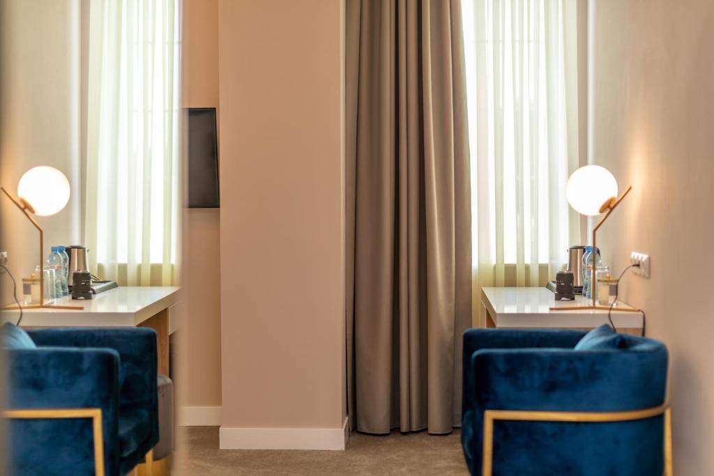 Standard King Size Room – Included Breakfast