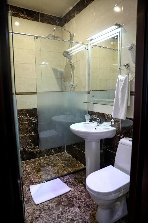 Standard King Size Room – Included Breakfast
